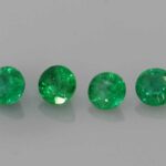 0.253ct Round Emerald, view 4