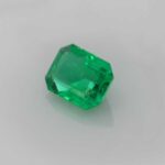 0.8ct Emerald, view 3