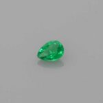 0.145ct Pear Emerald, view 1
