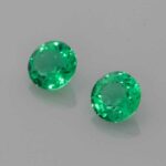 0.415ct Round Emerald, view 2