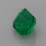 2.04ct Emerald, view 2