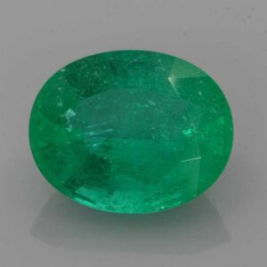 2.8ct Oval Emerald