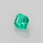 0.81ct Emerald, view 2