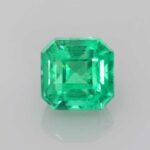 0.92ct Emerald, view 1