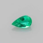 0.17ct Pear Emerald, view 1