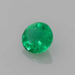 0.37ct Round Emerald, view 2