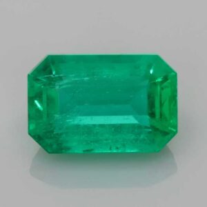 1.9ct Emerald