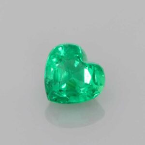0.5ct Heart Emerald