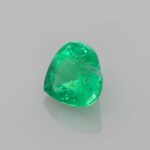 0.5ct Heart Emerald, view 2