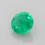 1.8ct Round Emerald, view 2
