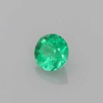 0.265ct Round Emerald, view 2