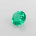 0.565ct Round Emerald, view 2