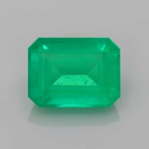 3.9ct Emerald