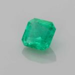 0.85ct Emerald, view 2