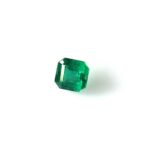 0.96ct Emerald, view 2