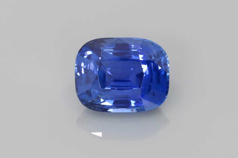 3.04ct Rectangular Cushion Blue Sapphire