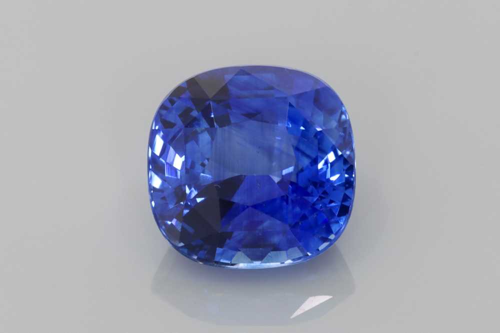 4.36ct Square (Antique) Cushion Blue Sapphire