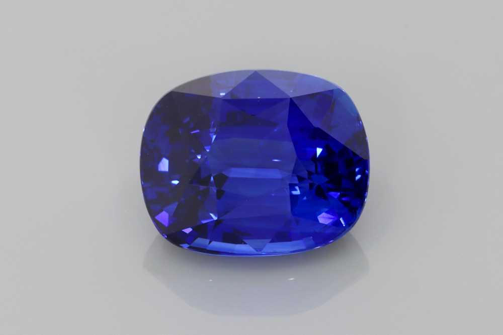 4.3ct Rectangular Cushion Blue Sapphire