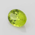 4.98ct Oval Peridot, view 2