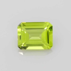 2.95ct Emerald Cut Peridot
