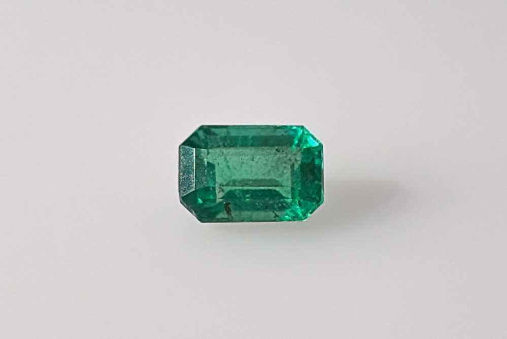 0.99ct Emerald Cut Emerald