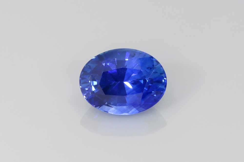 1.6ct Oval Blue Sapphire