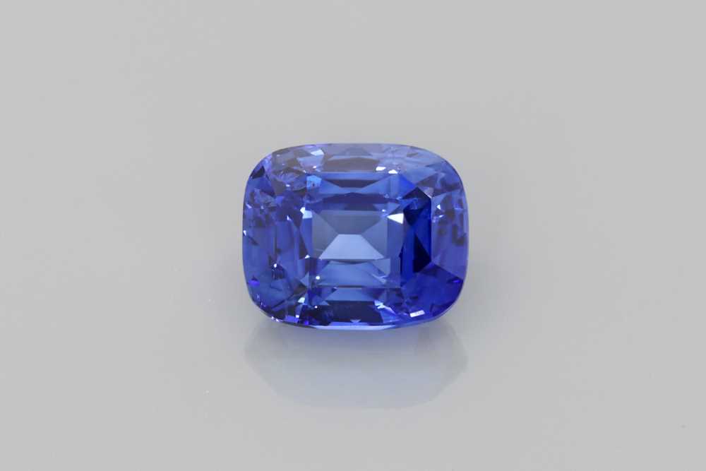 1.6ct Rectangular Cushion Blue Sapphire