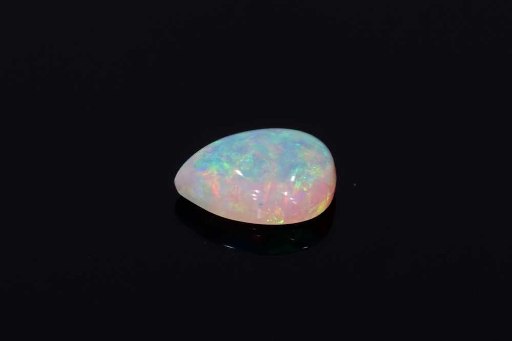 0.411ct Cabochon Pear White Opal