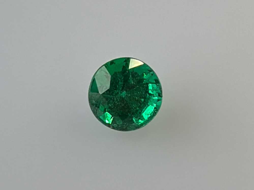 0.53ct Round Emerald