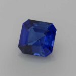 0.485ct Blue Sapphire, view 3