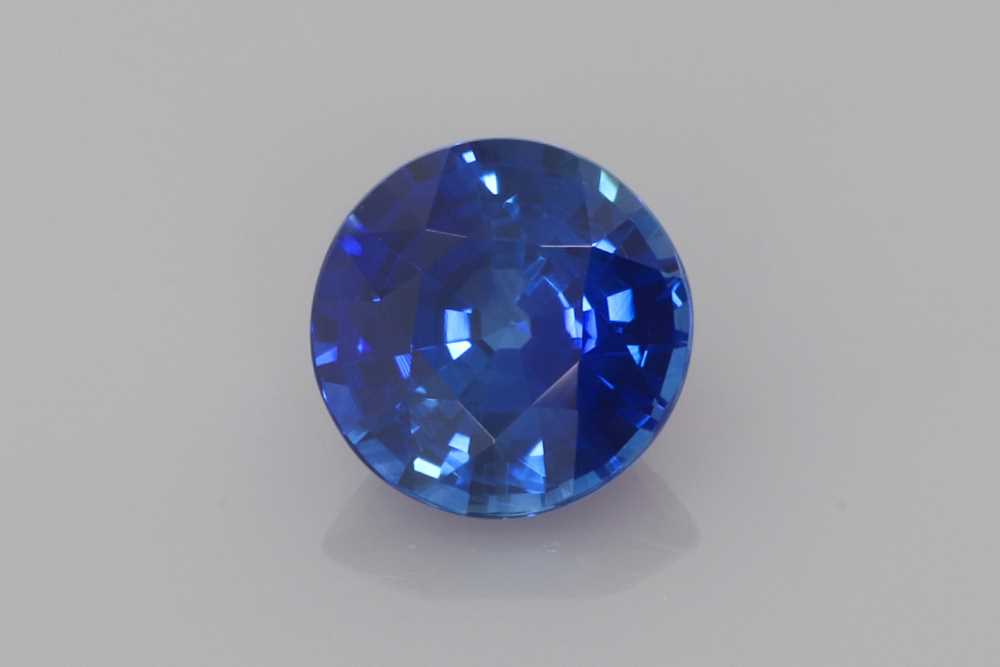 0.685ct Round Blue Sapphire
